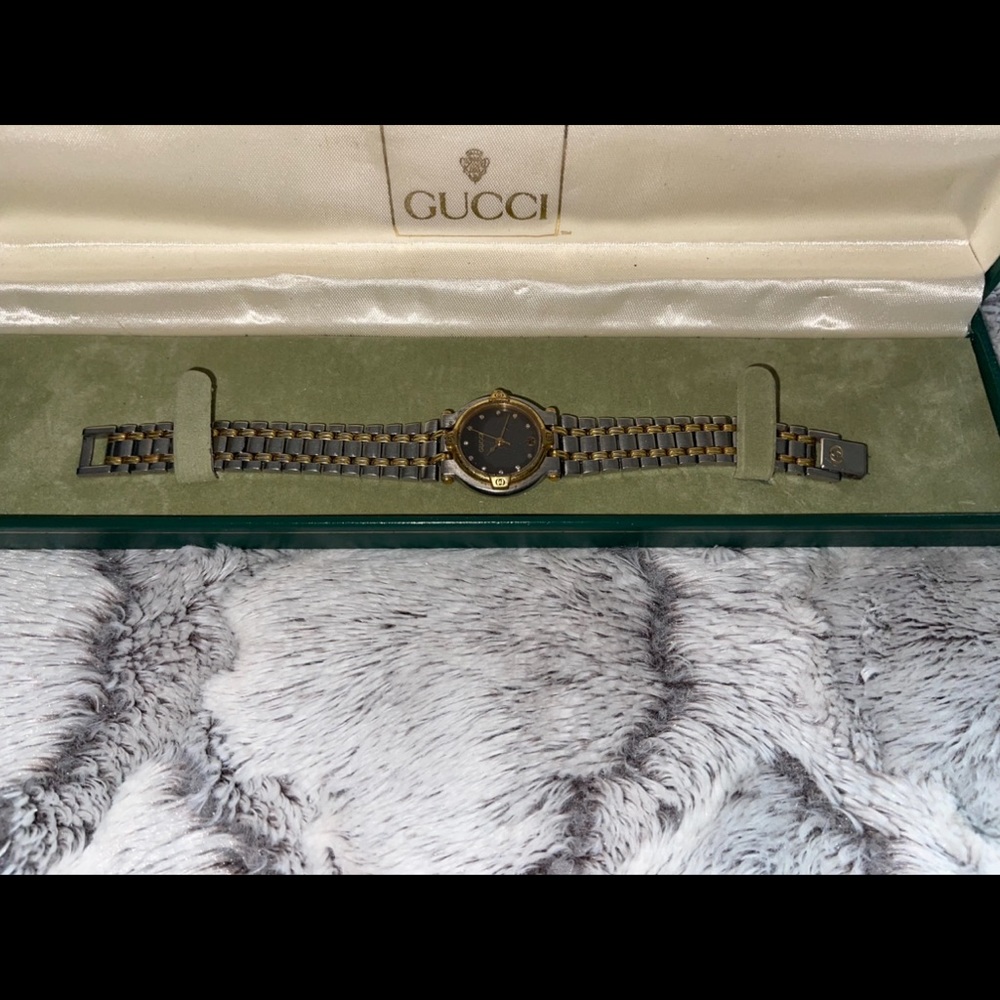Gucci Watch - Picture 4 of 7